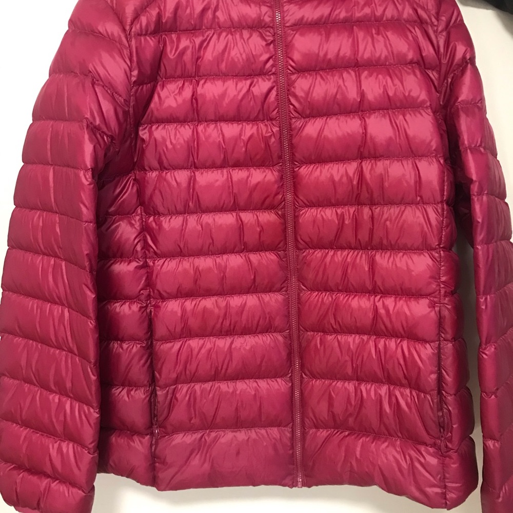 XL Uniqlo HOT PINK light jacket 🤩